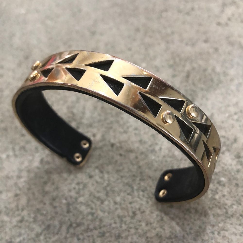 Stella & Dot Gold Boho cuff bracelet Small wrist